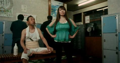 Hitomi Tanaka, Riri Kôda, Mari Yamaguchi, Tôshi Yanagi के साथ. . Gokuraku sent kyony yumomi